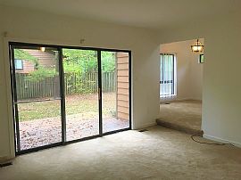 10343 Tailcoat Way, Columbia, Md 21044 in Columbia, MD (Photo 4 of 5)