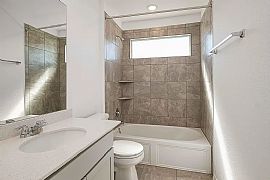 $1,100/month in Oklahoma City, OK (Photo 6 of 12)