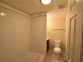 1673 Wrightwood Ct, Glendale Heights, Il 60139 . Perfect House in Glendale Heights, IL (Photo 10 of 10)