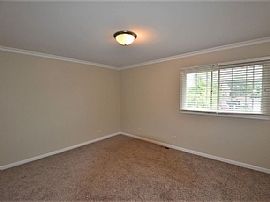 1673 Wrightwood Ct, Glendale Heights, Il 60139 . Perfect House in Glendale Heights, IL (Photo 8 of 10)