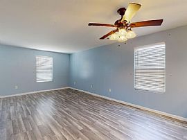 564 Falling Leaf Way, Mascoutah, Il 62258 . Comfortable House in Mascoutah, IL (Photo 5 of 11)