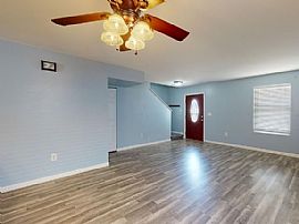 564 Falling Leaf Way, Mascoutah, Il 62258 . Comfortable House in Mascoutah, IL (Photo 6 of 11)