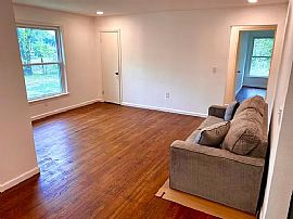 Beautiful Property For Rent, Pets Allowed and Also Available To in Dallas, TX (Photo 10 of 12)