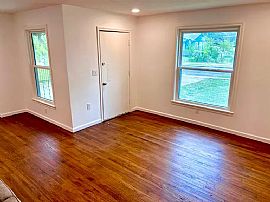 Beautiful Property For Rent, Pets Allowed and Also Available To in Dallas, TX (Photo 3 of 12)