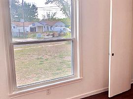 Beautiful Property For Rent, Pets Allowed and Also Available To in Dallas, TX (Photo 5 of 12)