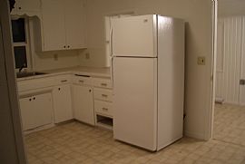 3 BDR Duplex in Nampa, ID (Photo 2 of 3)