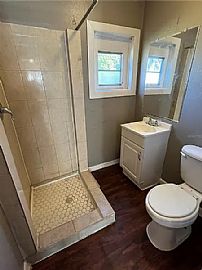 1222 E Lemon St, Lakeland, Fl 33801 in Lakeland, FL (Photo 10 of 12)