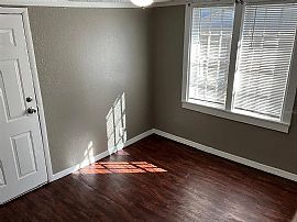 1222 E Lemon St, Lakeland, Fl 33801 in Lakeland, FL (Photo 8 of 12)