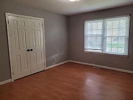 657 Rosaer Ln, Virginia Beach, Va in Virginia Beach, VA (Photo 10 of 12)