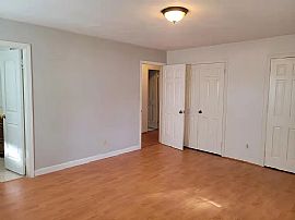 657 Rosaer Ln, Virginia Beach, Va in Virginia Beach, VA (Photo 8 of 12)