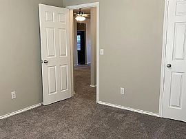 201 Se 5th St, Newcastle, Ok in Newcastle, OK (Photo 8 of 12)