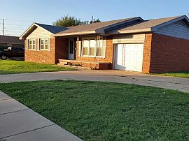 1300 Karen Dr, Altus in Altus, OK