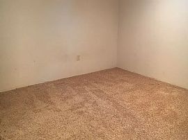 1207 Hoover St, Great Bend, Ks in Great Bend, KS (Photo 11 of 12)