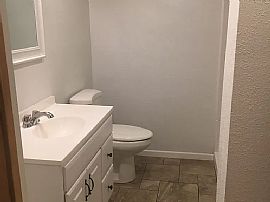 1207 Hoover St, Great Bend, Ks in Great Bend, KS (Photo 12 of 12)