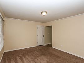 515 Everette Ave, Romeoville, Il 60446 . Unique Home in Romeoville, IL (Photo 7 of 12)