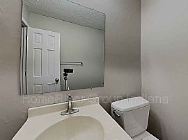 305 S Sunblest Blvd, Fishers, in 46038 . For Rent in Fishers, IN (Photo 9 of 10)