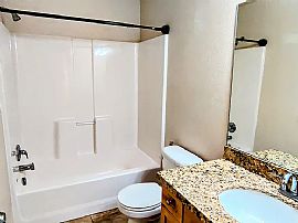 11114 S Aspen Gate Ct, South Jordan, Ut  in South Jordan, UT (Photo 6 of 12)