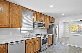 2818 5th Ave, Council Bluffs, Ia 51501 . Home Sweet Home in Council Bluffs, IA (Photo 4 of 10)