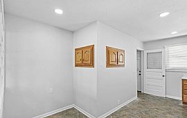 2818 5th Ave, Council Bluffs, Ia 51501 . Home Sweet Home in Council Bluffs, IA (Photo 6 of 10)