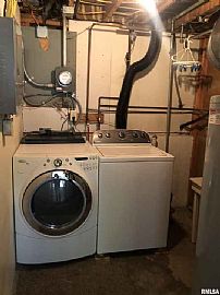 3524 Clover Hills Dr, Bettendorf, Ia 52722 . Nice House in Bettendorf, IA (Photo 12 of 12)