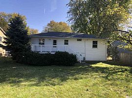 3524 Clover Hills Dr, Bettendorf, Ia 52722 . Nice House in Bettendorf, IA (Photo 2 of 12)