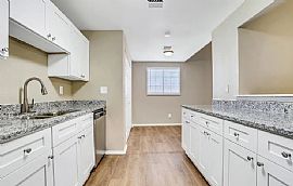 Stunningly Renovated 3 Bedroom 2 Bathroom in Tucker, GA (Photo 4 of 12)