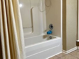 1929 Quail Run, Junction City, Ks 66441 . Lovely House in Junction City, KS (Photo 2 of 10)