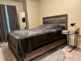 1929 Quail Run, Junction City, Ks 66441 . Lovely House in Junction City, KS (Photo 4 of 10)