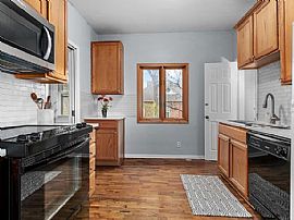 4708 Windsor St, Roeland Park, Ks 66205 . Home Sweet Home  in Roeland Park, KS (Photo 6 of 9)