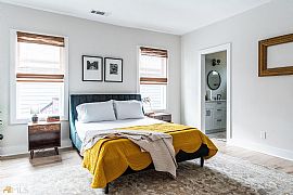 Live in Perfect Proximity in Atlanta, GA (Photo 6 of 12)