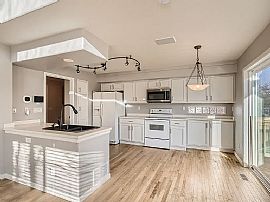 4486 Lyndenwood Poin, Littleton, Co in Littleton, CO (Photo 4 of 12)