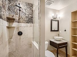 4486 Lyndenwood Poin, Littleton, Co in Littleton, CO (Photo 9 of 12)