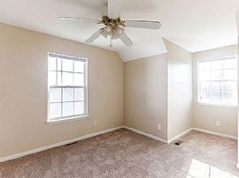 286 Stellar Dr, Shepherdsville, Ky 40165 For Rent in Shepherdsville, KY (Photo 8 of 10)