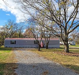 245 Alabama Ave, Oak Grove, Ky 42262 . For Rent in Oak Grove, KY