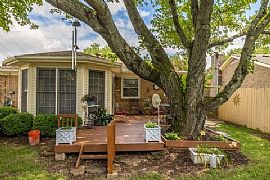 359 Curtin Dr, Lexington, Ky 40503 . Spacious House For Family  in Lexington, KY (Photo 4 of 12)