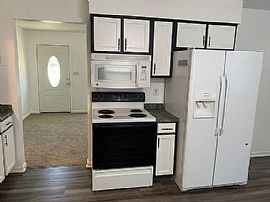 204 Joy Ave, Mount Washington, Ky 40047 . Lovely House in Mount Washington, KY (Photo 8 of 11)