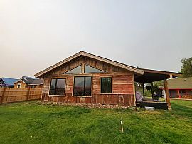 549 E Cottage Ln, Alpine, Wy  in Alpine, WY (Photo 3 of 12)