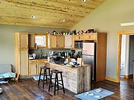 549 E Cottage Ln, Alpine, Wy  in Alpine, WY (Photo 5 of 12)