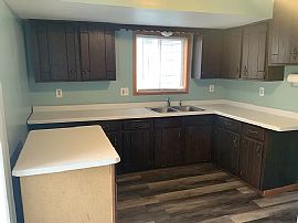 1624 Baxter Ave, Superior, Wi 54880 in Superior, WI (Photo 6 of 12)