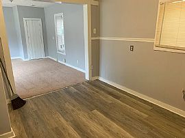 401 Poplar St, Graham, Nc in Graham, NC (Photo 10 of 11)