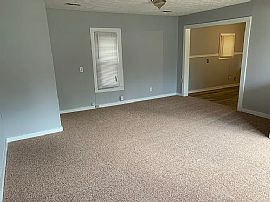 401 Poplar St, Graham, Nc in Graham, NC (Photo 7 of 11)