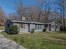 8024 Charlotte Pike, Nashville, Tn in Nashville, TN