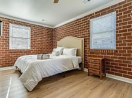 8024 Charlotte Pike, Nashville, Tn in Nashville, TN (Photo 6 of 12)