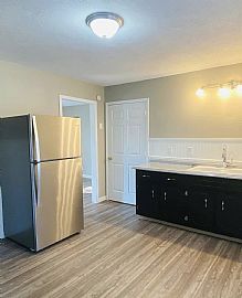 430 Sideline Dr, Oak Grove, Ky 42262 Available For Rent in Oak Grove, KY (Photo 6 of 9)