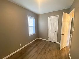 5686 N 58th St, Milwaukee, Wi 53218 in Milwaukee, WI (Photo 2 of 7)