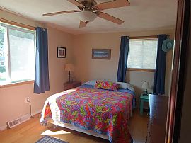 22 Sandy Ln, Westerly, Ri 02891 in Westerly, RI (Photo 4 of 10)