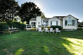 57 River Ave, South Kingstown, Ri 02879 in South Kingstown, RI