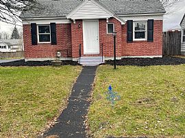 57 River Ave, South Kingstown, Ri 02879 in South Kingstown, RI (Photo 11 of 12)