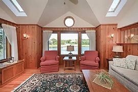 57 River Ave, South Kingstown, Ri 02879 in South Kingstown, RI (Photo 2 of 12)