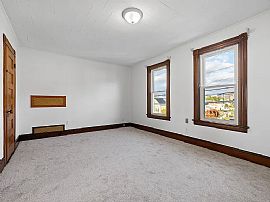 939 Nichols Ave, Stratford, Ct 06614 in Stratford, CT (Photo 10 of 12)